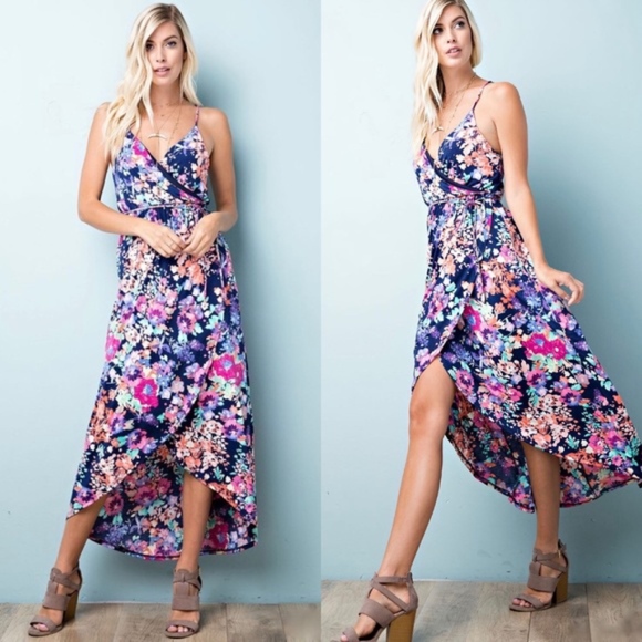 Glamvault Dresses & Skirts - Floral Wrap Maxi Dress &  Keyhole Back